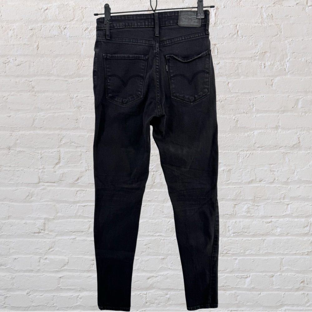 Levi's 721 High Rise Skinny Jeans (size 26) - Picture 8 of 10